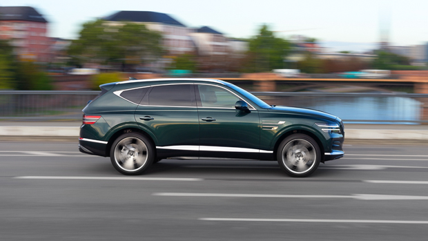 Genesis GV80 2023 side