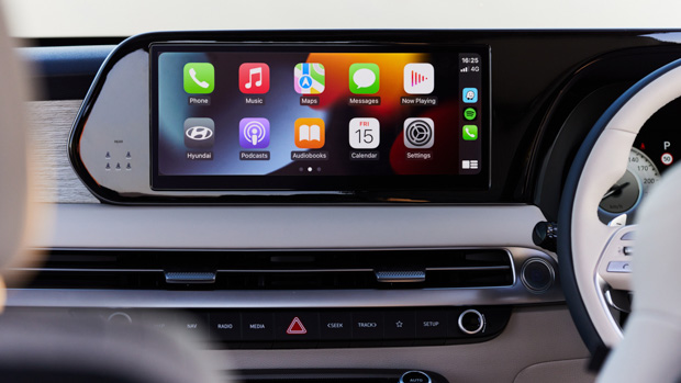 Hyundai Palisade Highlander 2023 touchscreen