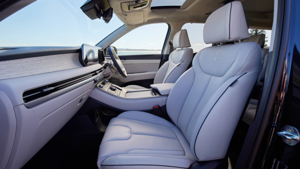 Hyundai Palisade Highlander 2023 front seats