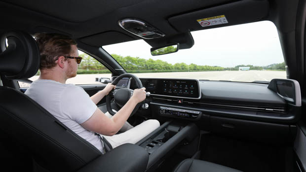 Hyundai Ioniq 6 prototype TB driving