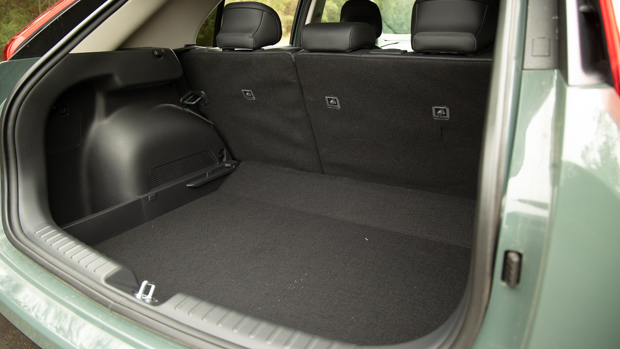Kia Niro HEV GT-Line 2022 interior boot