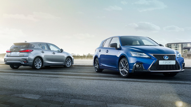 2018 Lexus CT200h front and rear