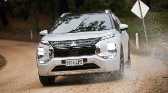Mitsubishi Outlander plug-in hybrid 2022 review