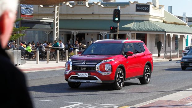 Mitsubishi Outlander PHEV 2022 -9