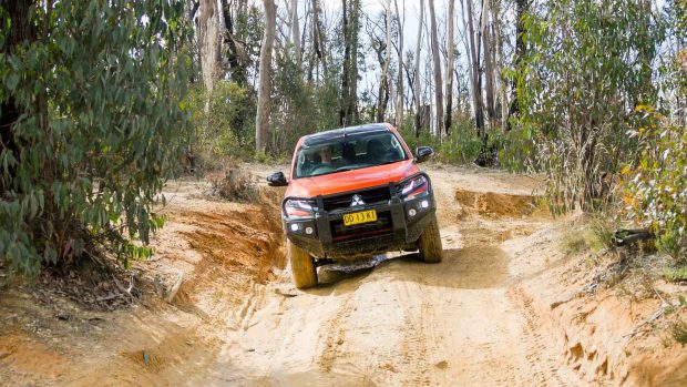 Mitsubishi Triton GSR 2022 -12