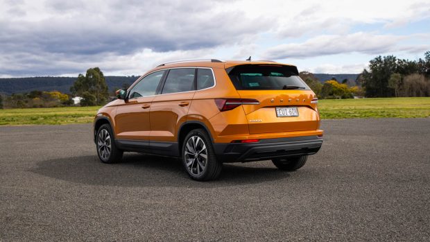 Skoda Karoq Style 110TSI 2022 rear 3/4