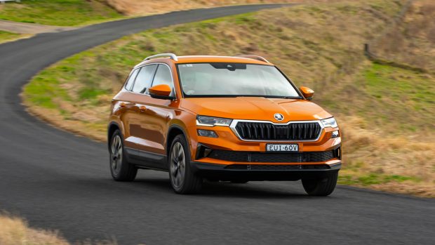 Skoda Karoq Style 110TSI 2022 driving