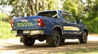 Can the Toyota Tundra’s hybrid V6 fit into the current Toyota Hilux?