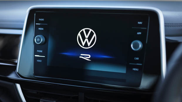 Volkswagen T-Roc R screen