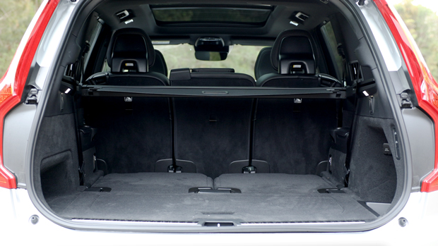 2022 Volvo XC90 Recharge PHEV SUV White - boot