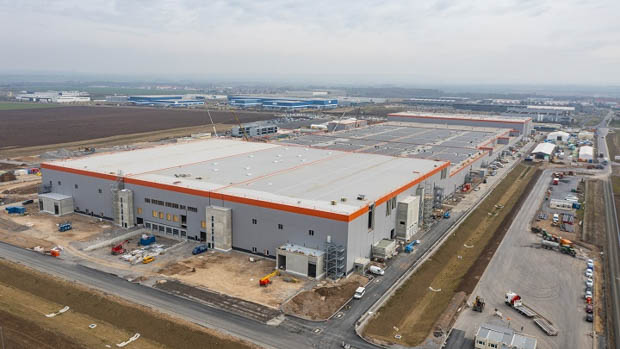 CATL factory building