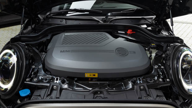 Mini Electric Resolute 2022 under bonnet