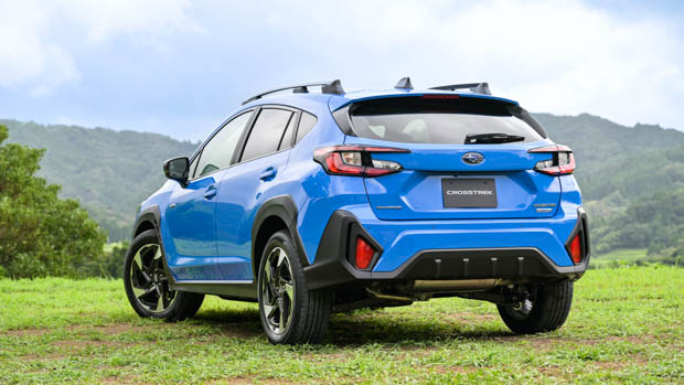 Subaru Crosstrek 2023 rear 3/4 static