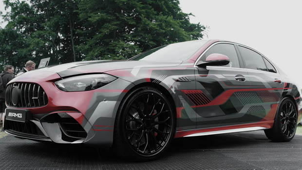 Mercedes-AMG C63 e performance front 3/4