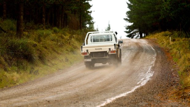 Toyota Land Cruiser 79 Series LC79 review-3