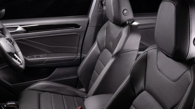 Volkswagen T-Roc 140TSI R-Line-4