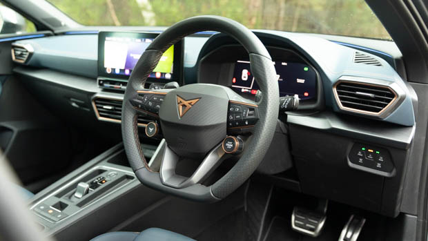 Cupra Leon VZx 2023 steering wheel