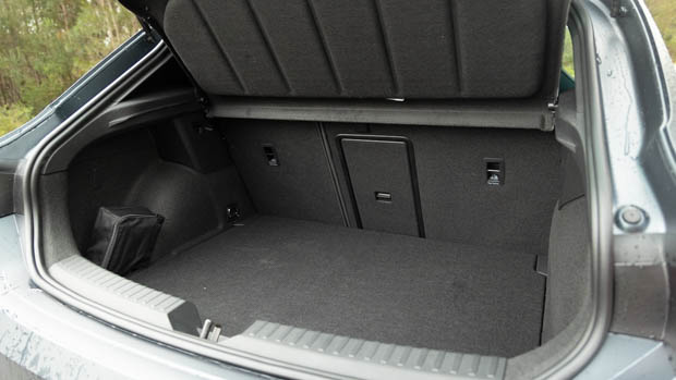 Cupra Leon VZx 2023 boot space cargo area