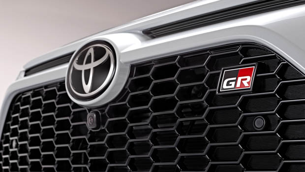Toyota RAV4 GR Sport 2023 grille
