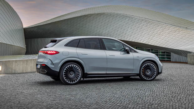 Mercedes-AMG EQE 53 SUV 2023 static side shot