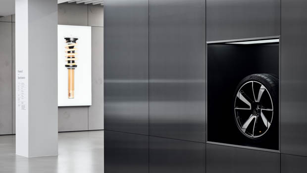 Polestar space Oslo wheel in wall 2022