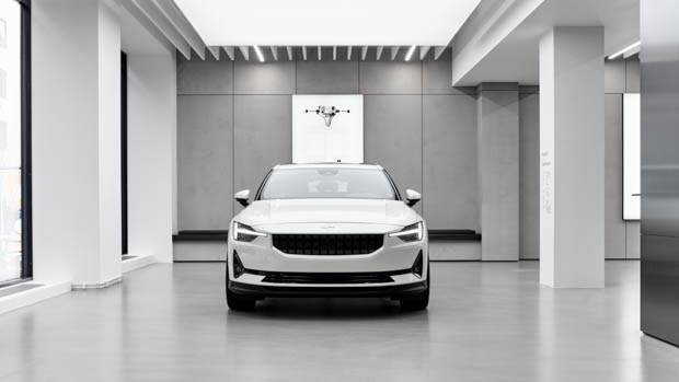 Polestar 2 in Polestar space 2022