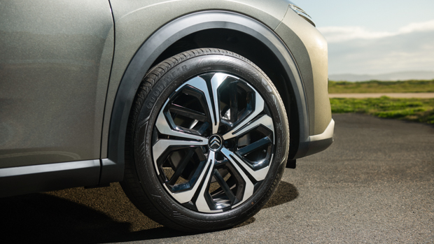 Citroen C5 X 2022 wheel