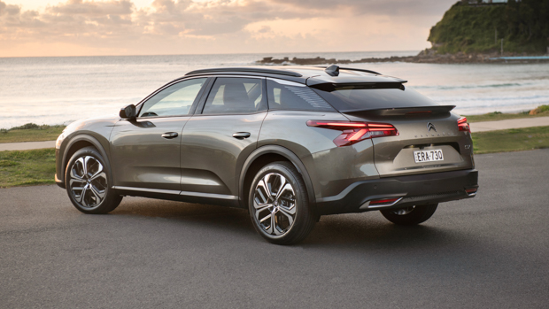 Citroen C5 X 2022 rear 3/4