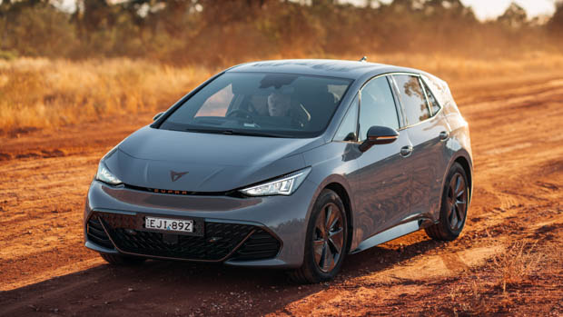 Cupra Born 2023 front 3/4 dirt road