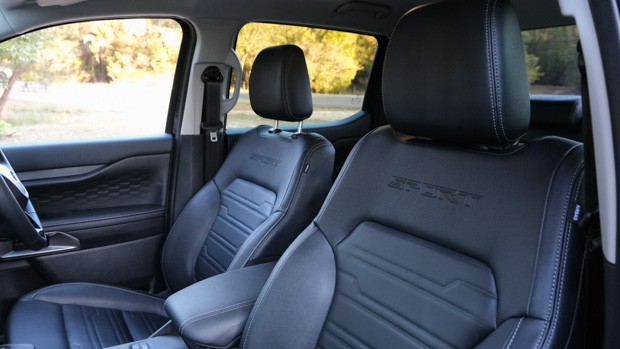 Ford Ranger Sport 2.0L 2022 seats