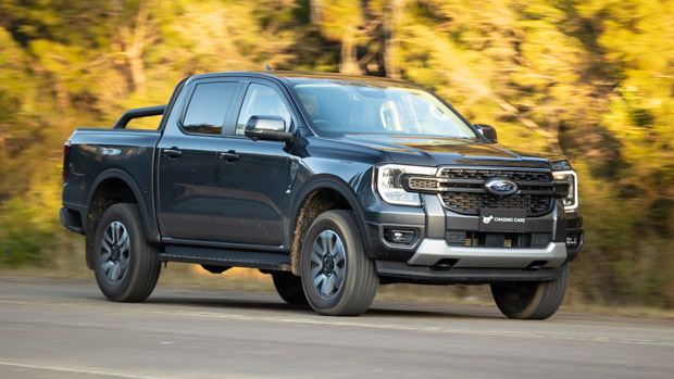 Ford Ranger Sport 2.0L 2022 front 3/4 driving 3