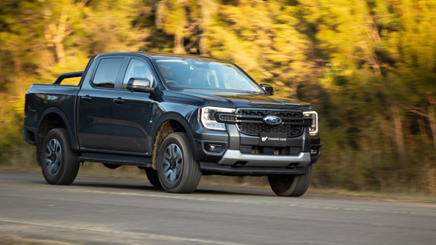 Ford Ranger Sport 2.0L 2022 front 3/4 driving 4