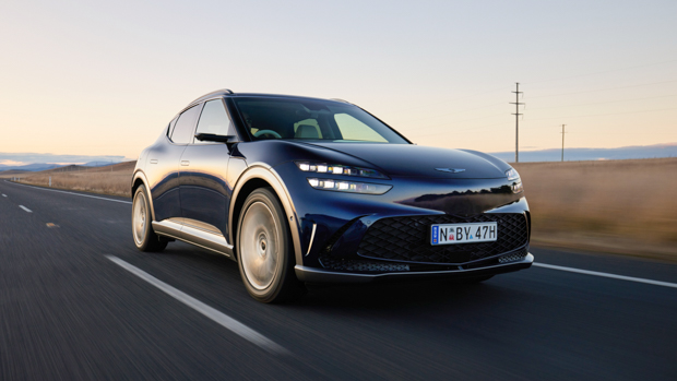 Genesis front 3/4 GV60