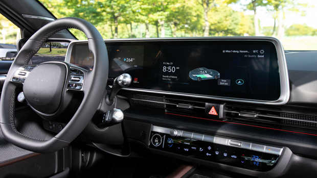 Hyundai Ioniq 6 2023 interior close
