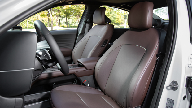 Hyundai Ioniq 6 2023 interior front seats