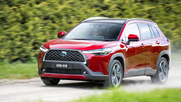 Toyota Corolla Cross Atmos AWD hybrid 2023 front driving