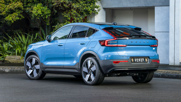 Volvo C40 2023 fjord blue rear end