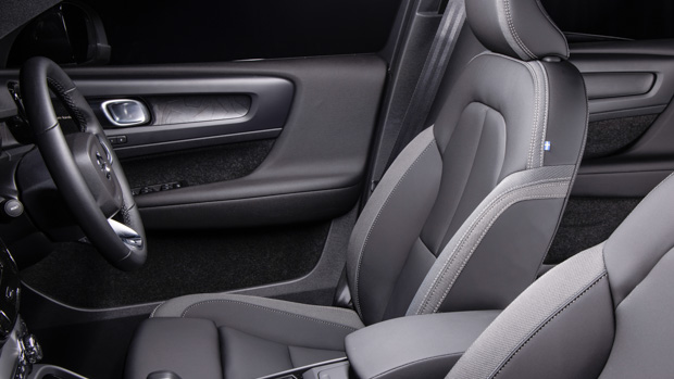 Volvo C40 2023 seats