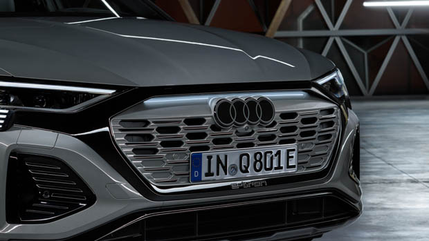 Audi Q8 E-tron front end new badge