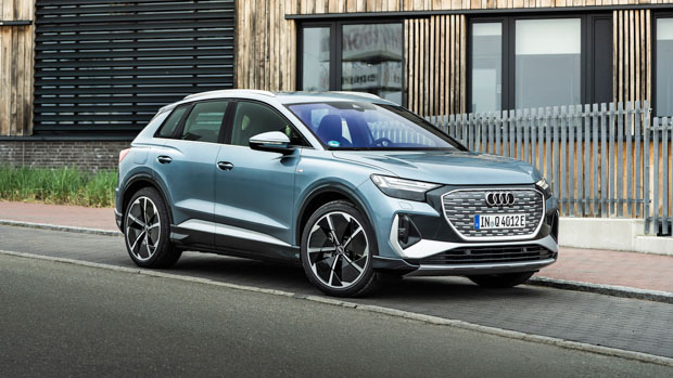 Audi Q4 E-tron 2022 front 3/4
