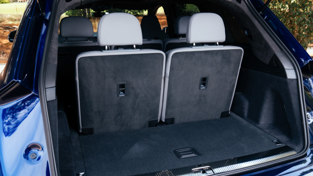 Audi SQ7 2022 interior boot seats up