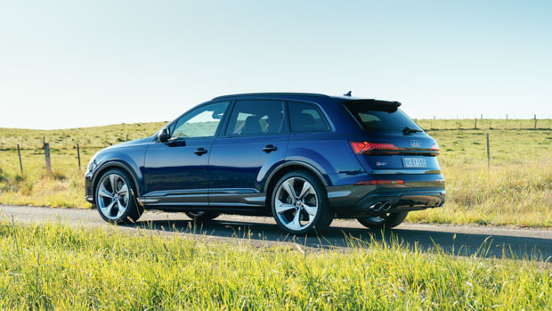Audi SQ7 2022 rear