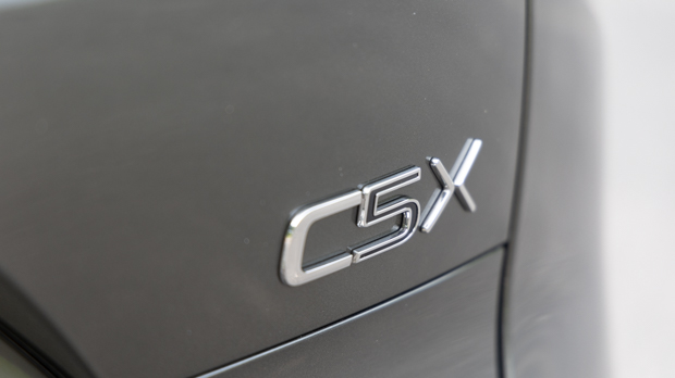 Citroen C5 X 2023 badge rear 2