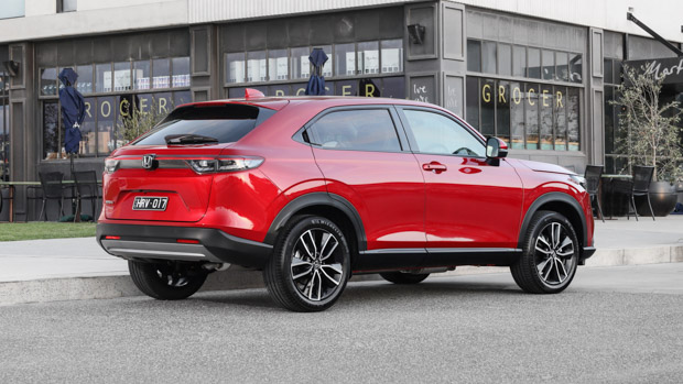 Honda HR-V Vi-X 2022 rear 3/4