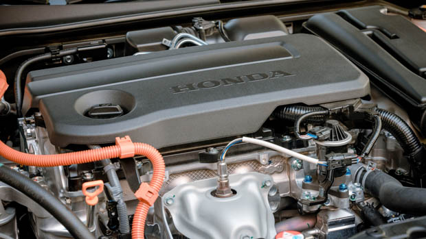 Honda Civic e-HEV 2023 engine bay