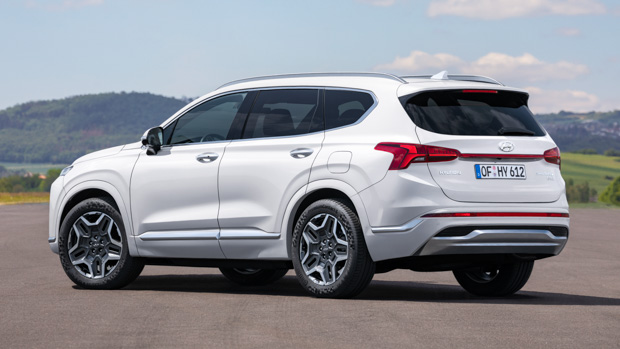 Hyundai Santa Fe Hybrid 2023 rear 3/4 static