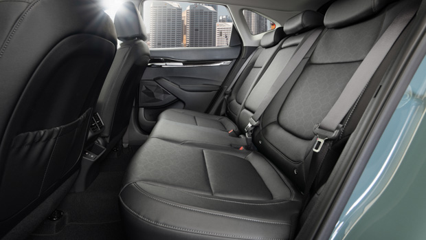 Kia Seltos GT Line 2023 back seats