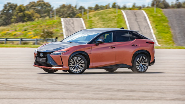 Lexus RZ 2023 front 3/4 driving