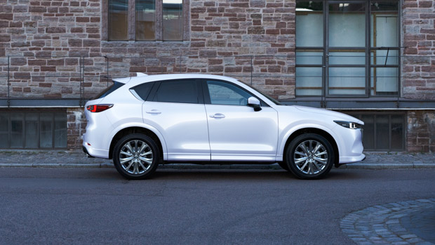 Mazda CX-5 2023 side