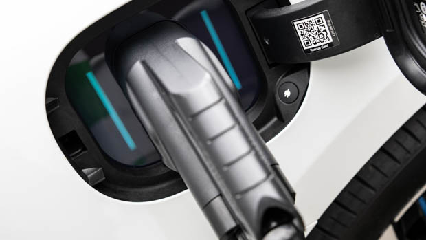 Mercedes-Benz EQE charge port